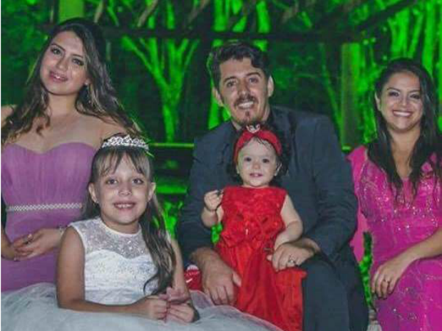 Família saiu de férias de Foz do Iguaçu em dezembro e viajava com destino ao Maranhão (Foto: Arquivo pessoal) Família saiu de férias de Foz do Iguaçu em dezembro e viajava com destino ao Maranhão (Foto: Arquivo pessoal)